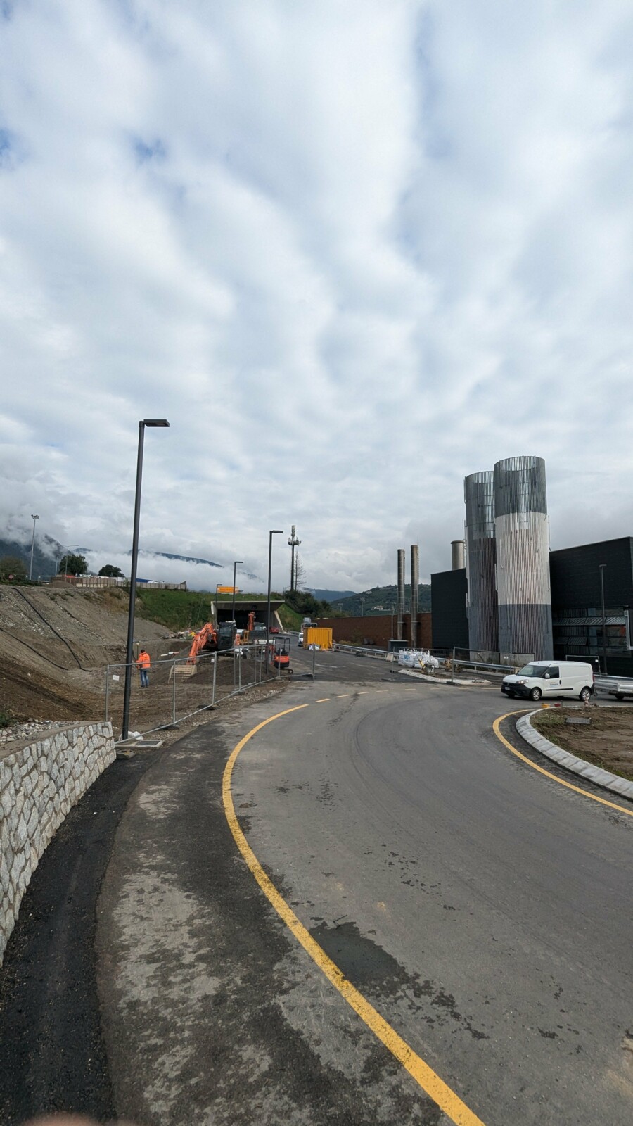 Nachtsperren auf der Umfahrung Brixen für Bau der Umfahrung Vahrn