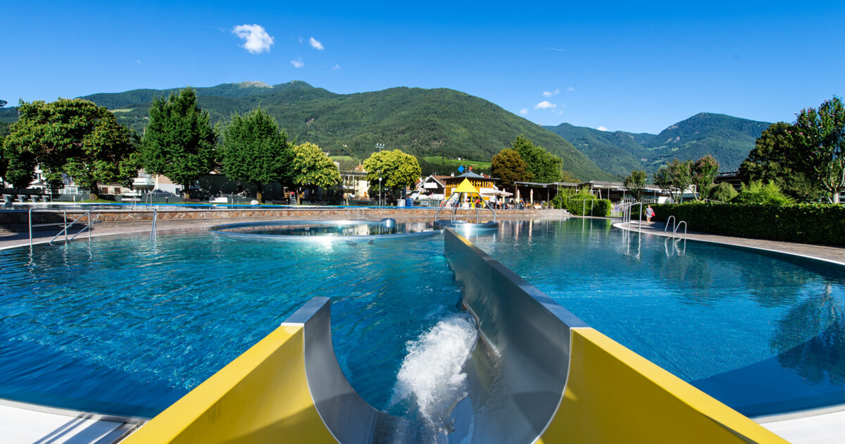 Brixen In der Acquarena beginnt der Sommer Das Freibad am 28. Mai Offizielle Seite